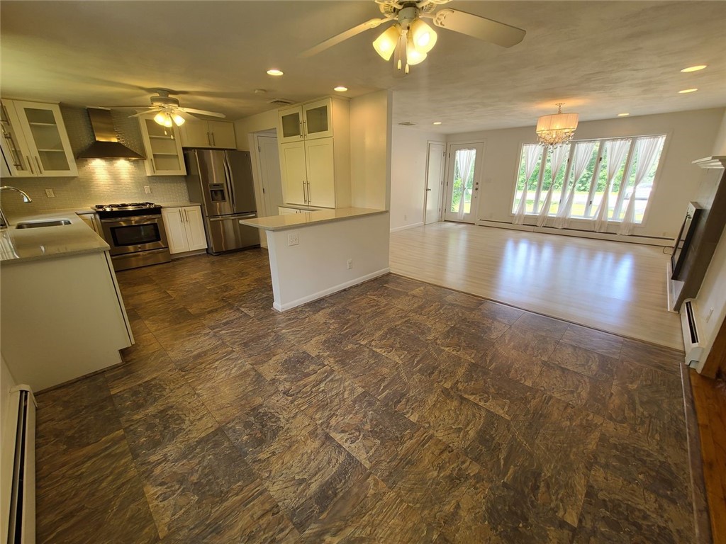 426 South County Trail Exeter, RI 02822 - Photo 8 of 31