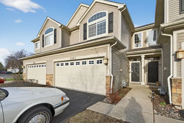 $285,000 | 2263 Gallant Fox Circle, Montgomery, IL 60538