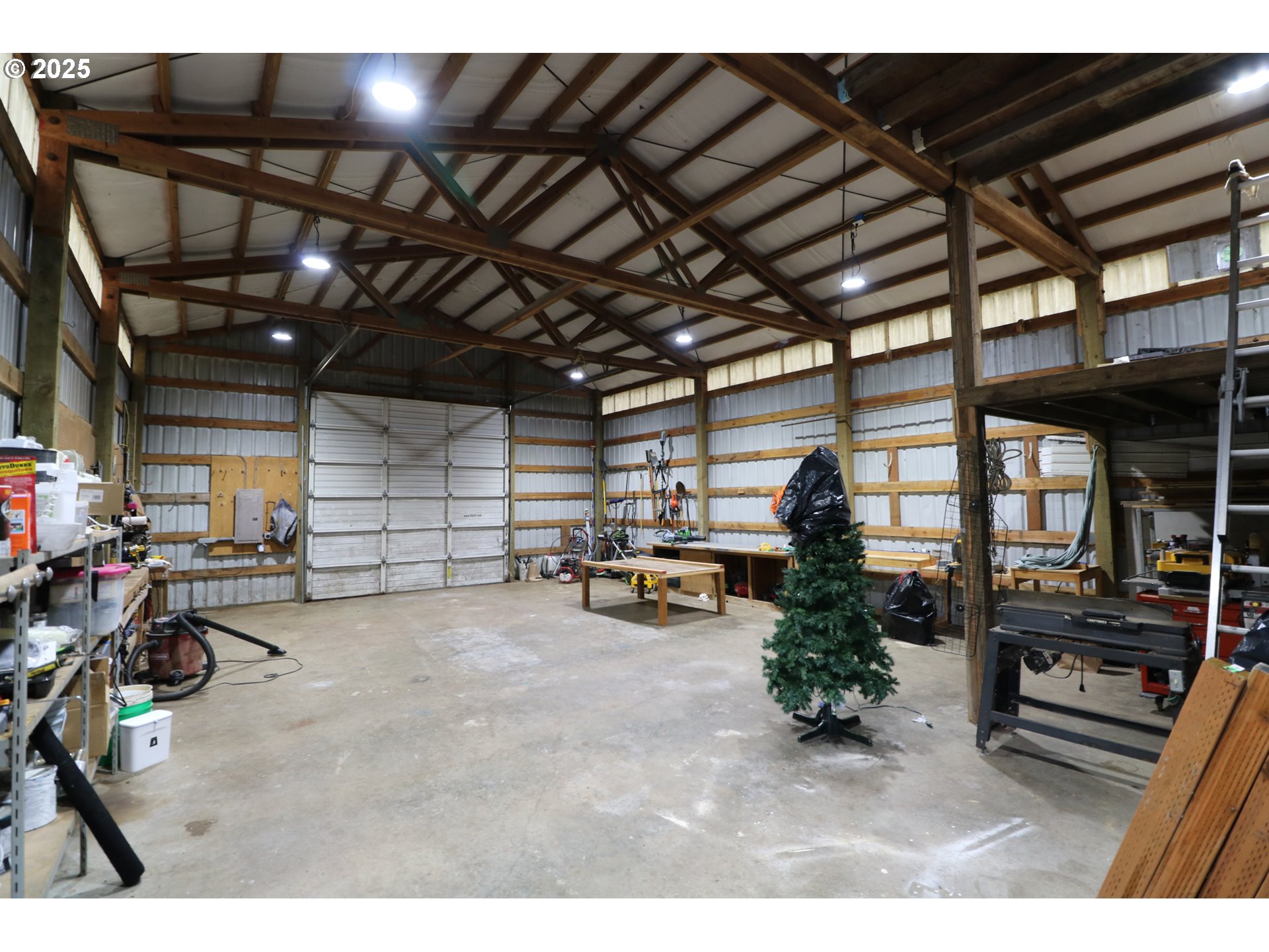 94088 Kirkendall Lane North Bend, OR 97459 - Photo 46 of 46 a view of a room with gym equipment