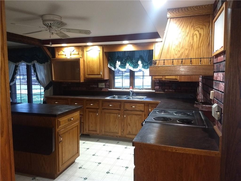 444 Hadley Road Greenville, PA 16125 - Photo 4 of 19