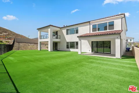 $2,195,000 | 24198 North Camino Cascada, Valencia, CA 91354