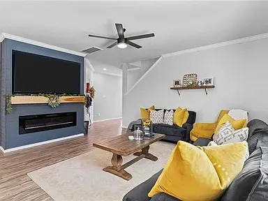 $2,095 | 122 Kildeer Pass, Jarrell, TX 76537