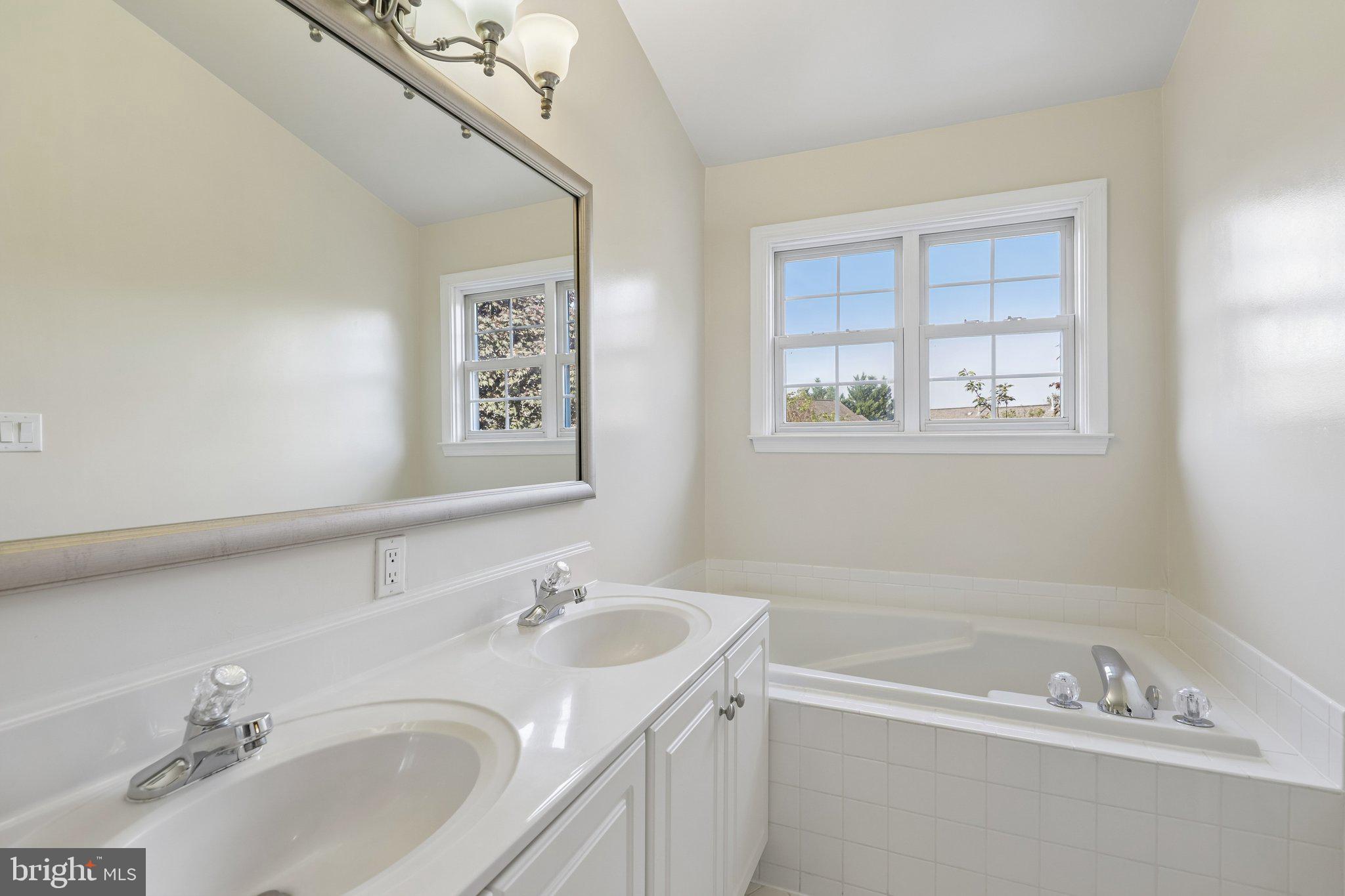 14214 Plum Run Way Silver Spring, MD 20906 - Photo 13 of 28