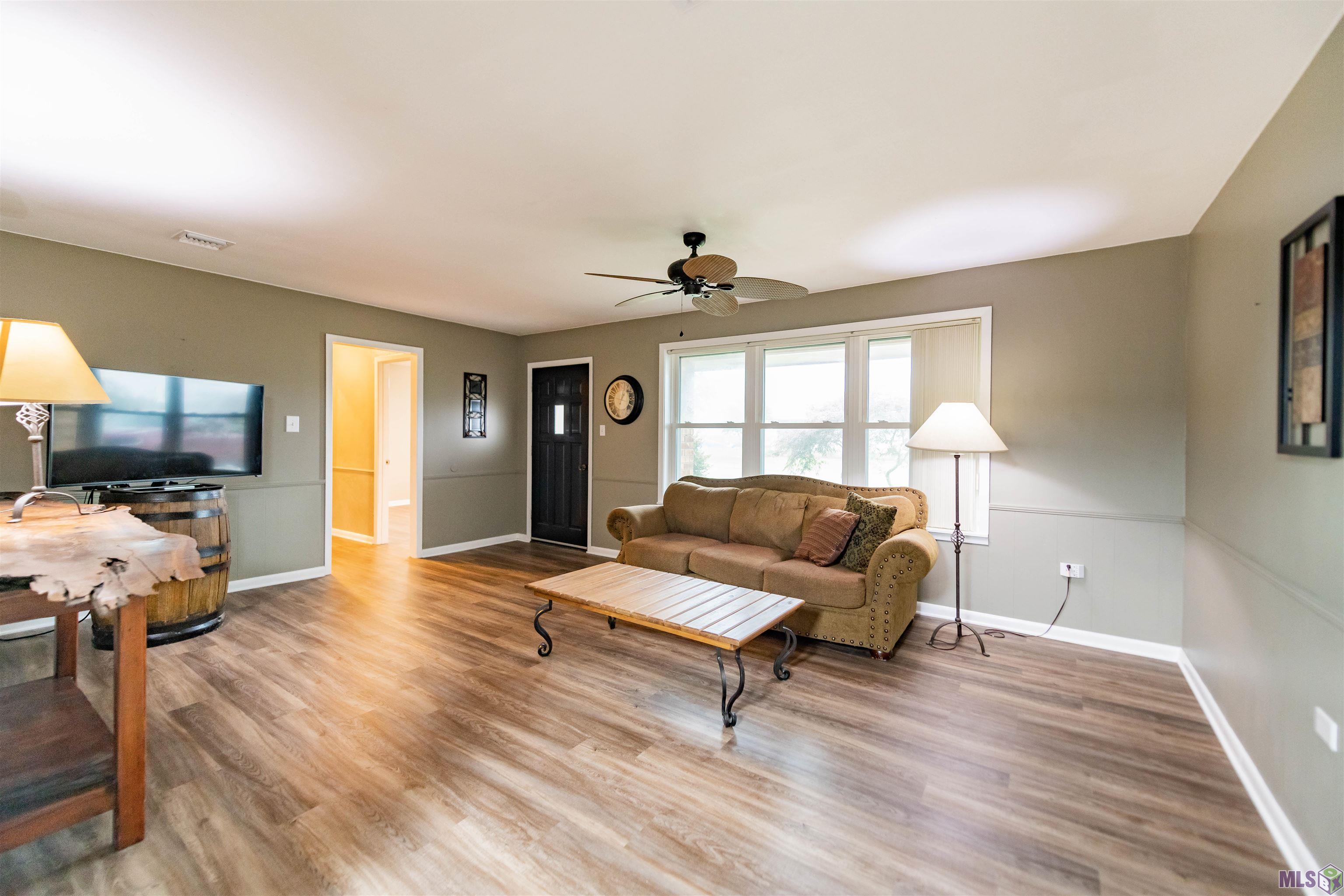 418 St Anthony Street Raceland, LA 70394 - Photo 3 of 24 Gallery Image 3