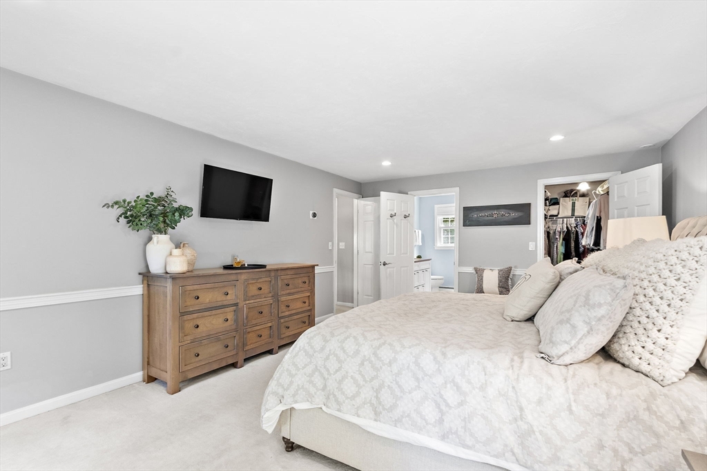 1 Castle Road Medway, MA 02053 - Photo 25 of 37