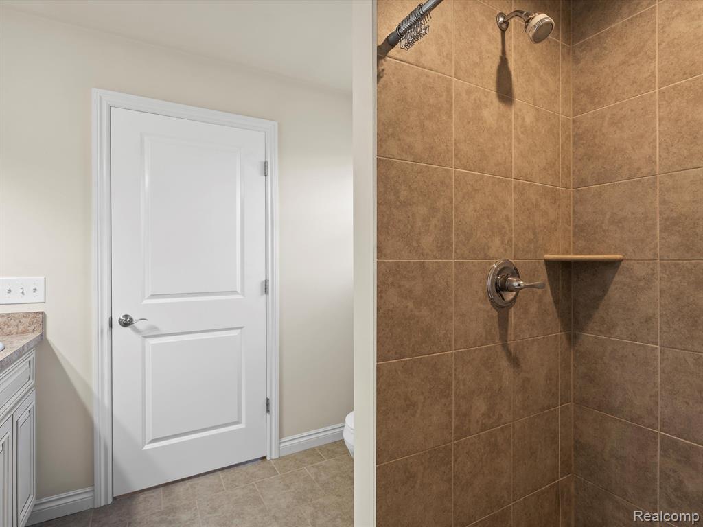 18977 Faulman Road Clinton Township, MI 48035 - Photo 30 of 51 Gallery Image 30