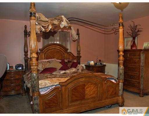 99 Rector Street Perth Amboy, NJ 08861 - Photo 7 of 10 Gallery Image 7