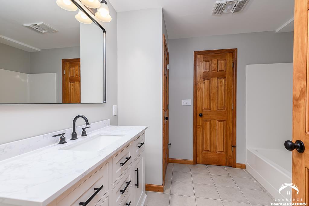 11750 46th Street Perry, KS 66073 - Photo 24 of 41