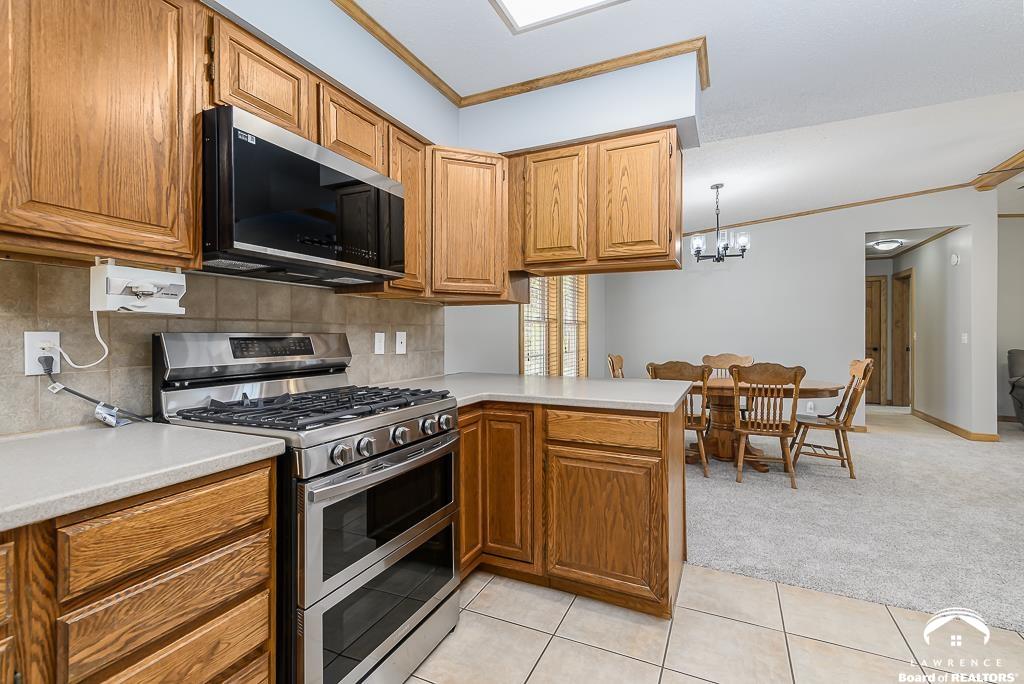 11750 46th Street Perry, KS 66073 - Photo 7 of 41