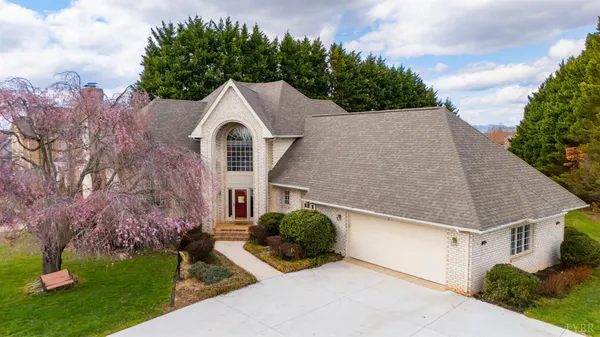 $659,900 | 1099 Shasta Lane, Forest, VA 24551