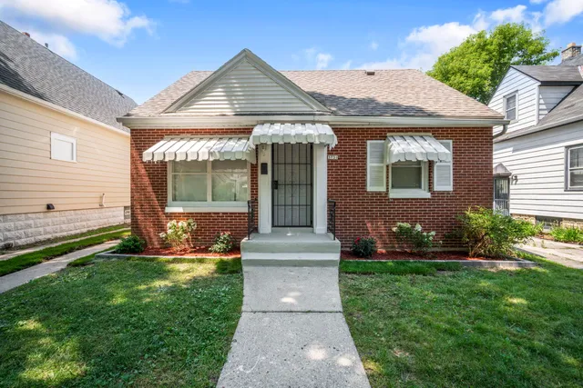 $205,000 | 3731 North 39th Street, Milwaukee, WI 53216