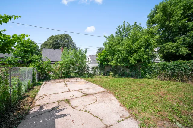 $205,000 | 3731 North 39th Street, Milwaukee, WI 53216