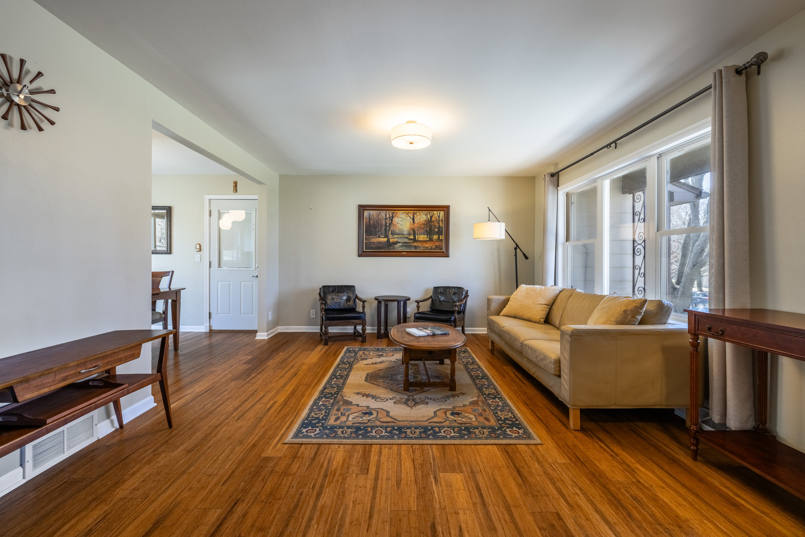 619 Scott Street Algonquin, IL 60102 - Photo 7 of 48 a living room with furniture and a wooden floor