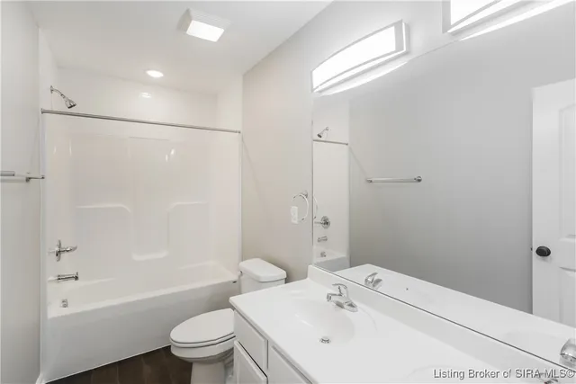 $1,945 | 2086 Steamboat Way, Jeffersonville, IN 47130