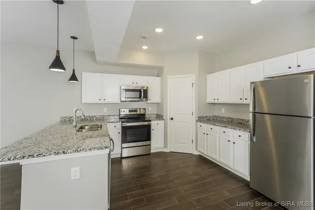 $1,945 | 2086 Steamboat Way, Jeffersonville, IN 47130