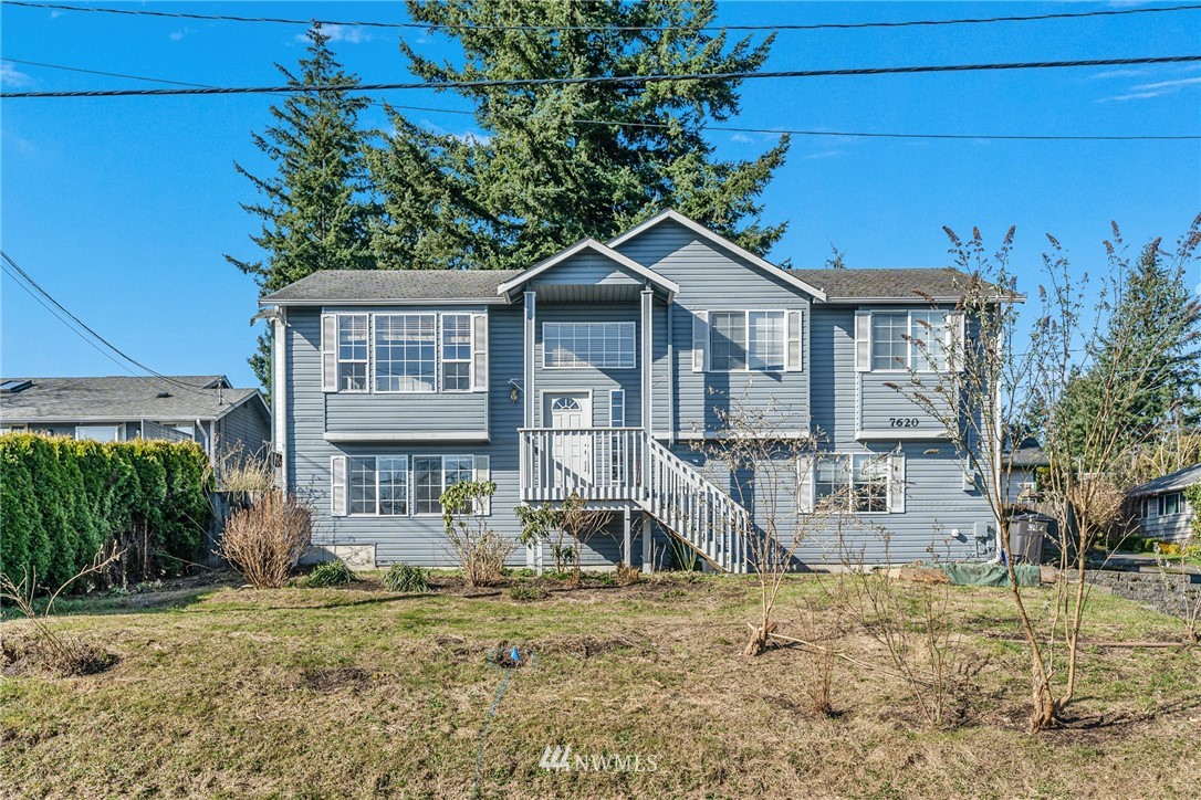 7620 Upper Ridge Road Everett, WA 98203 - Photo 1 of 23