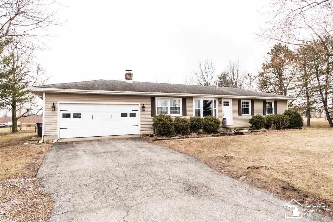 39 West Morocco Road Temperance, MI 48182 - Photo 3 of 35