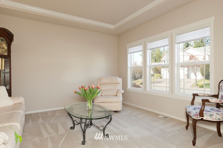 17535 Southeast 186th Way Renton, WA 98058 - Photo 3 of 15 Gallery Image 3