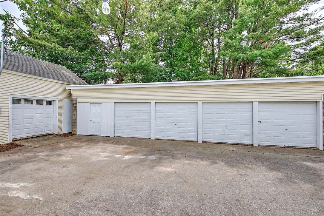 73 Child Street Warren, RI 02885 - Photo 10 of 43