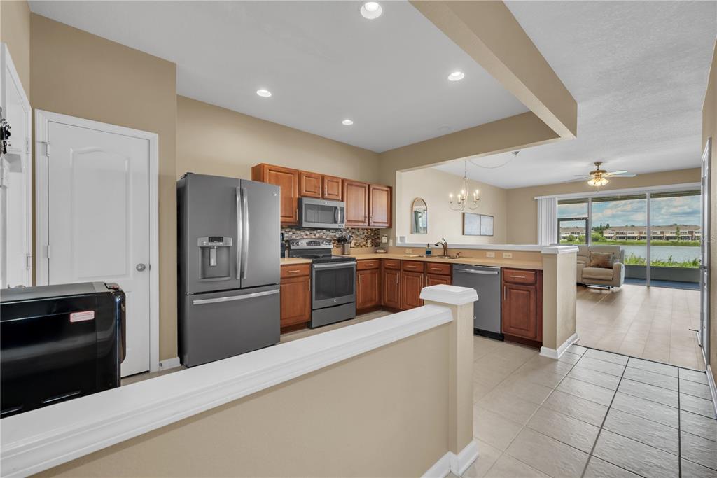 4939 Pond Ridge Drive Riverview, FL 33578 - Photo 7 of 25