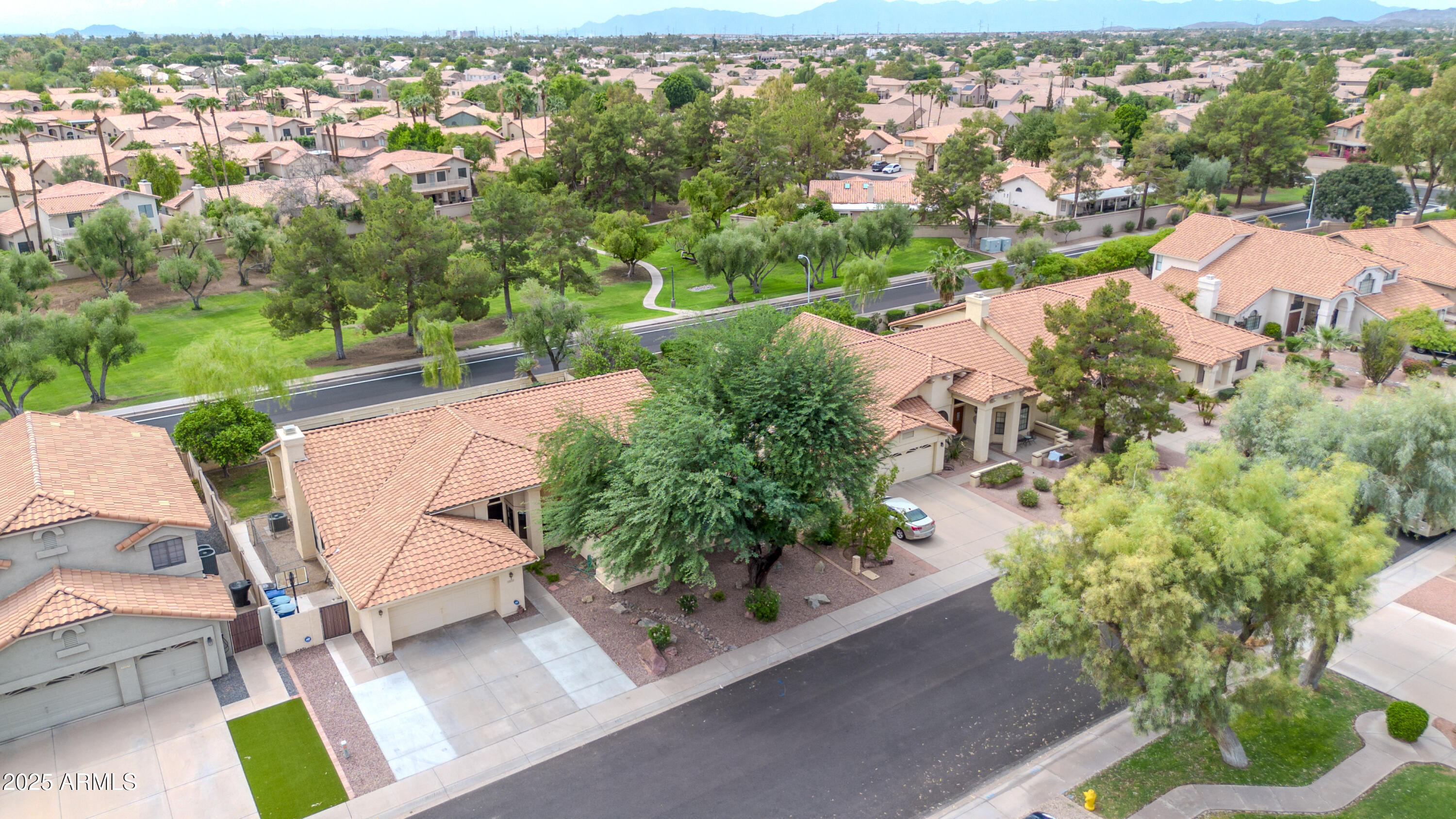 205 East Stacey Lane Tempe, AZ 85284 - Photo 49 of 63 an aerial view of residential houses with outdoor space and street view