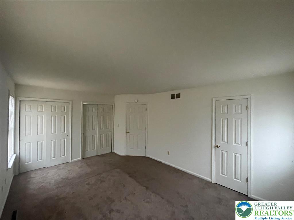 318 Mickley Road Whitehall, PA 18052 - Photo 3 of 6