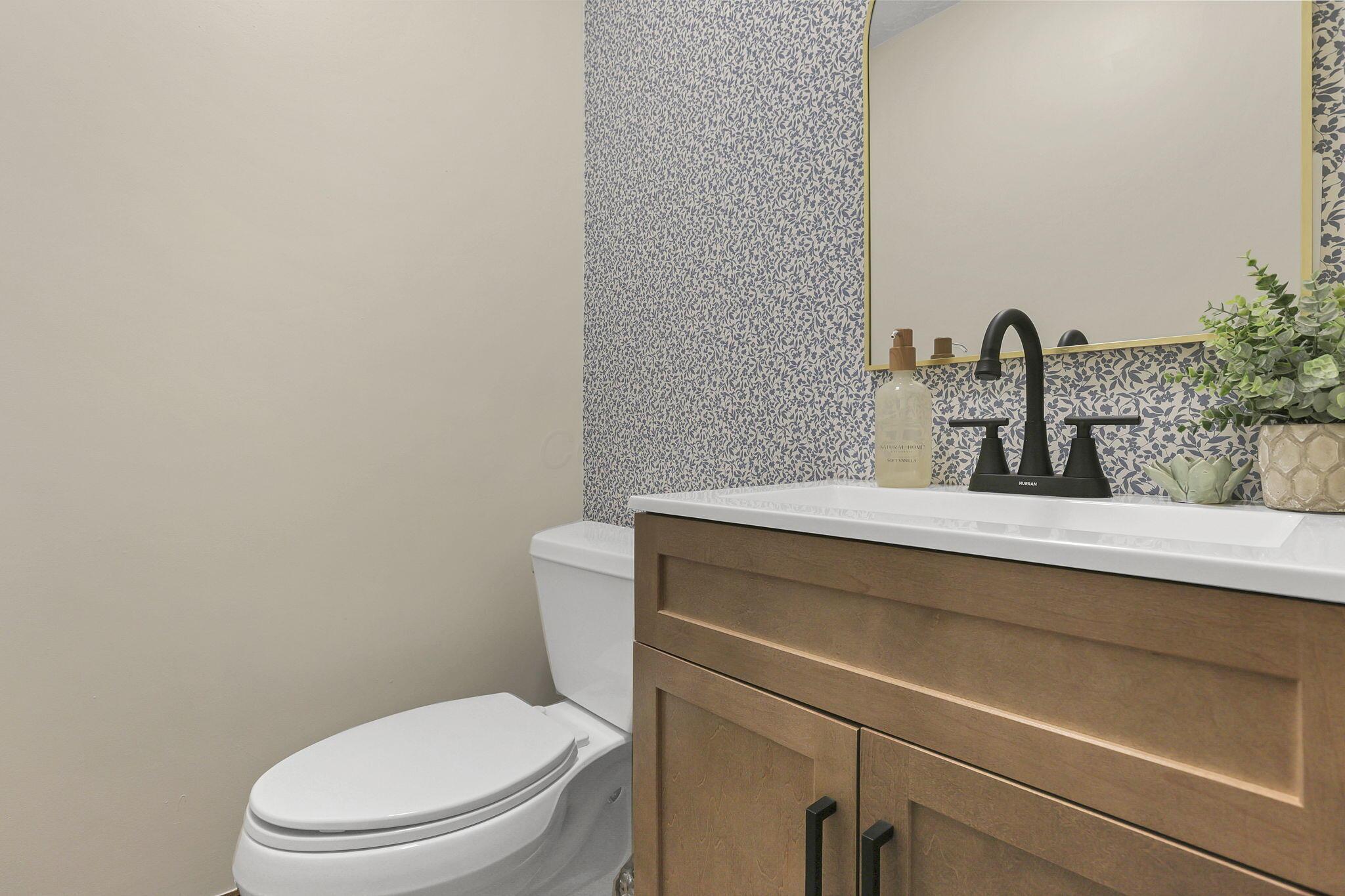 10944 Wilson Road Utica, OH 43080 - Photo 24 of 81 1st Floor Half Bath