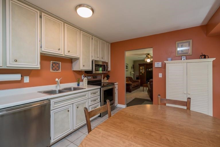 13288 Noah Road Gregory, MI 48137 - Photo 2 of 10 Photo 2