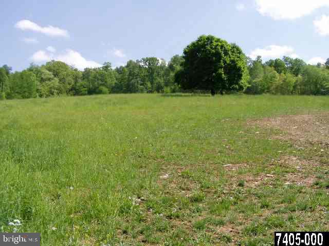 769 Dellinger School Road Red Lion, PA 17356 - Photo 7 of 9