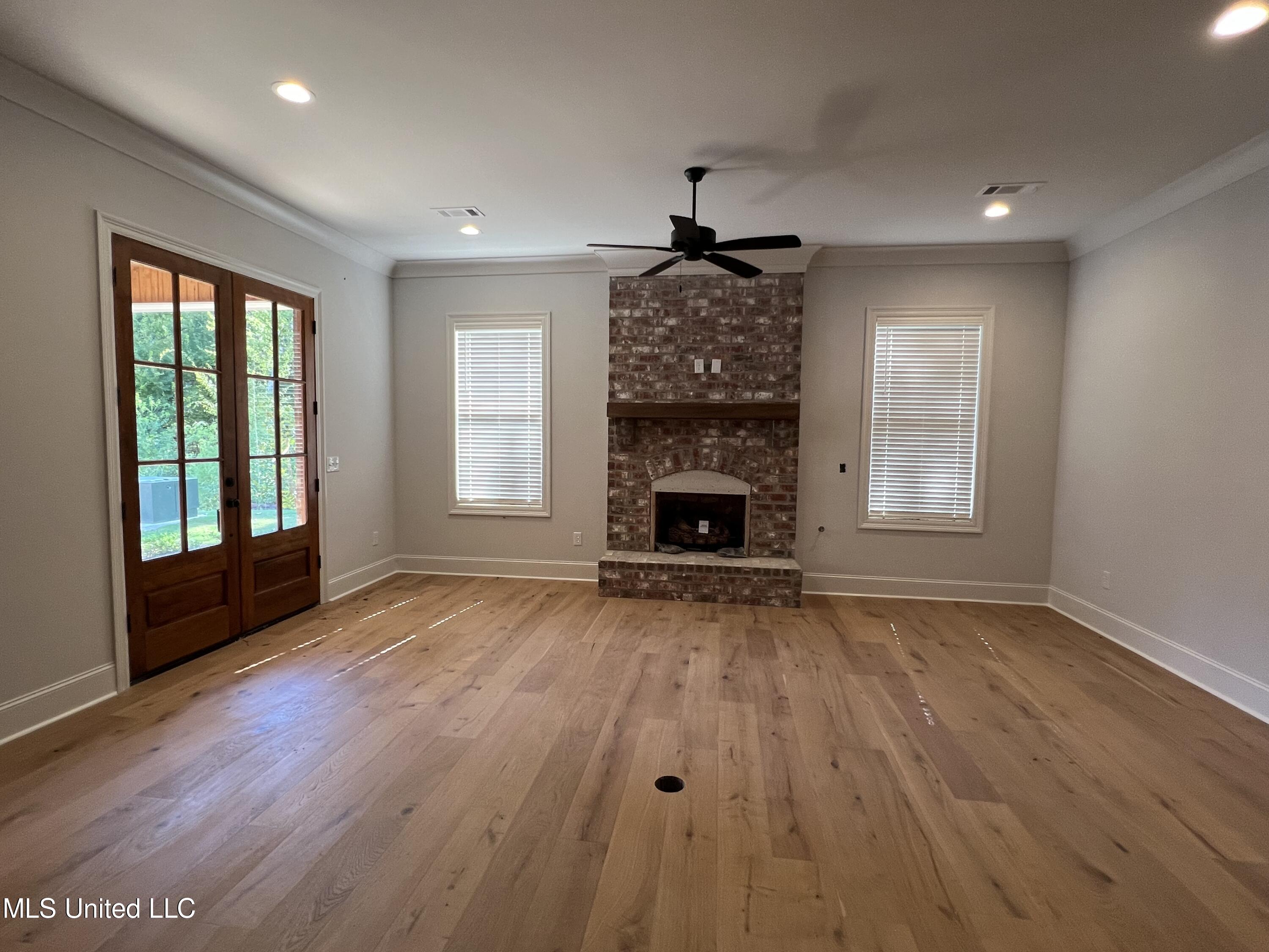 1911 Freedom Ring Drive Brandon, MS 39047 - Photo 2 of 8 IMG_5852