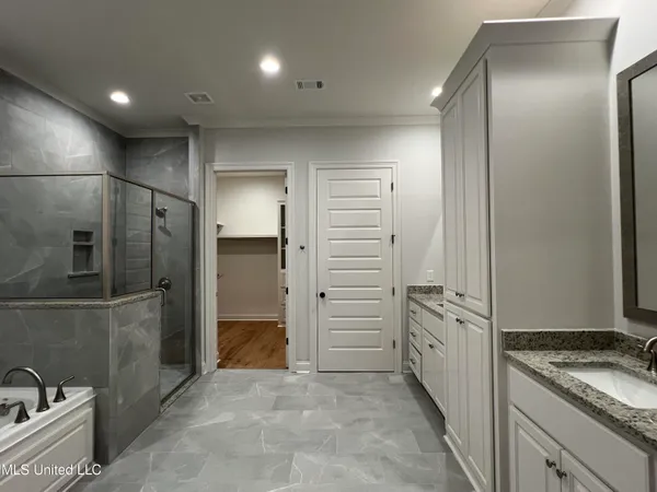 $392,000 | 1911 Freedom Ring Drive, Brandon, MS 39047