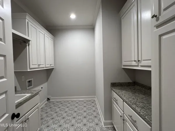 $392,000 | 1911 Freedom Ring Drive, Brandon, MS 39047