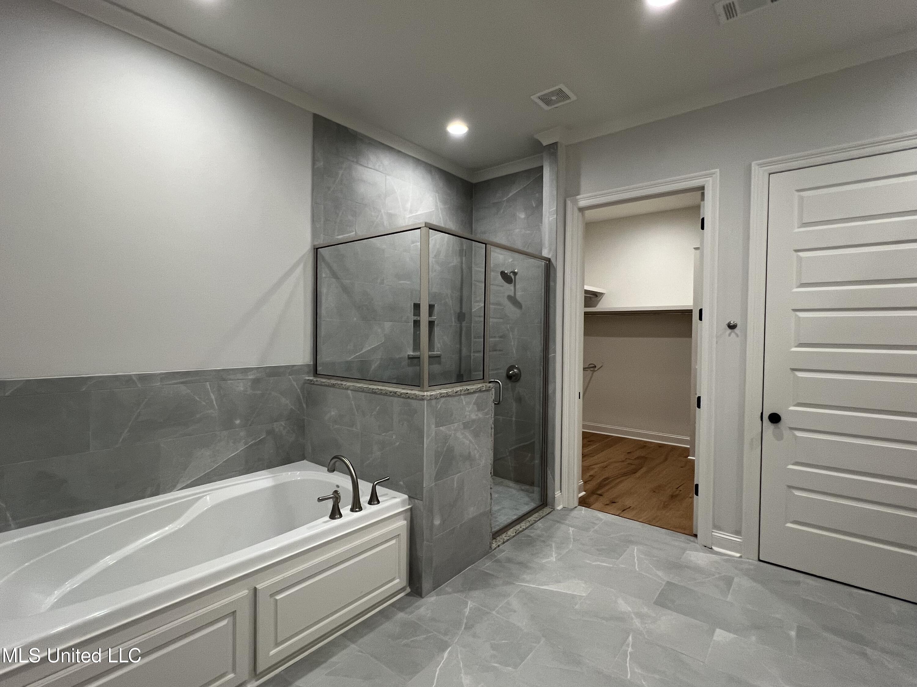 1911 Freedom Ring Drive Brandon, MS 39047 - Photo 8 of 8 IMG_5857