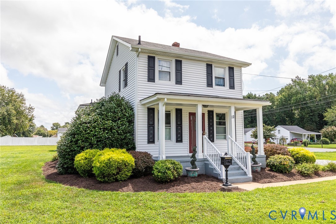 12 Beulah Road Sandston, VA 23150 - Photo 2 of 35 View 2 of front of home lovely landscaping