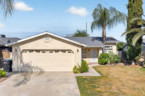$299,900 | 673 South Ohio Street, Porterville, CA 93257
