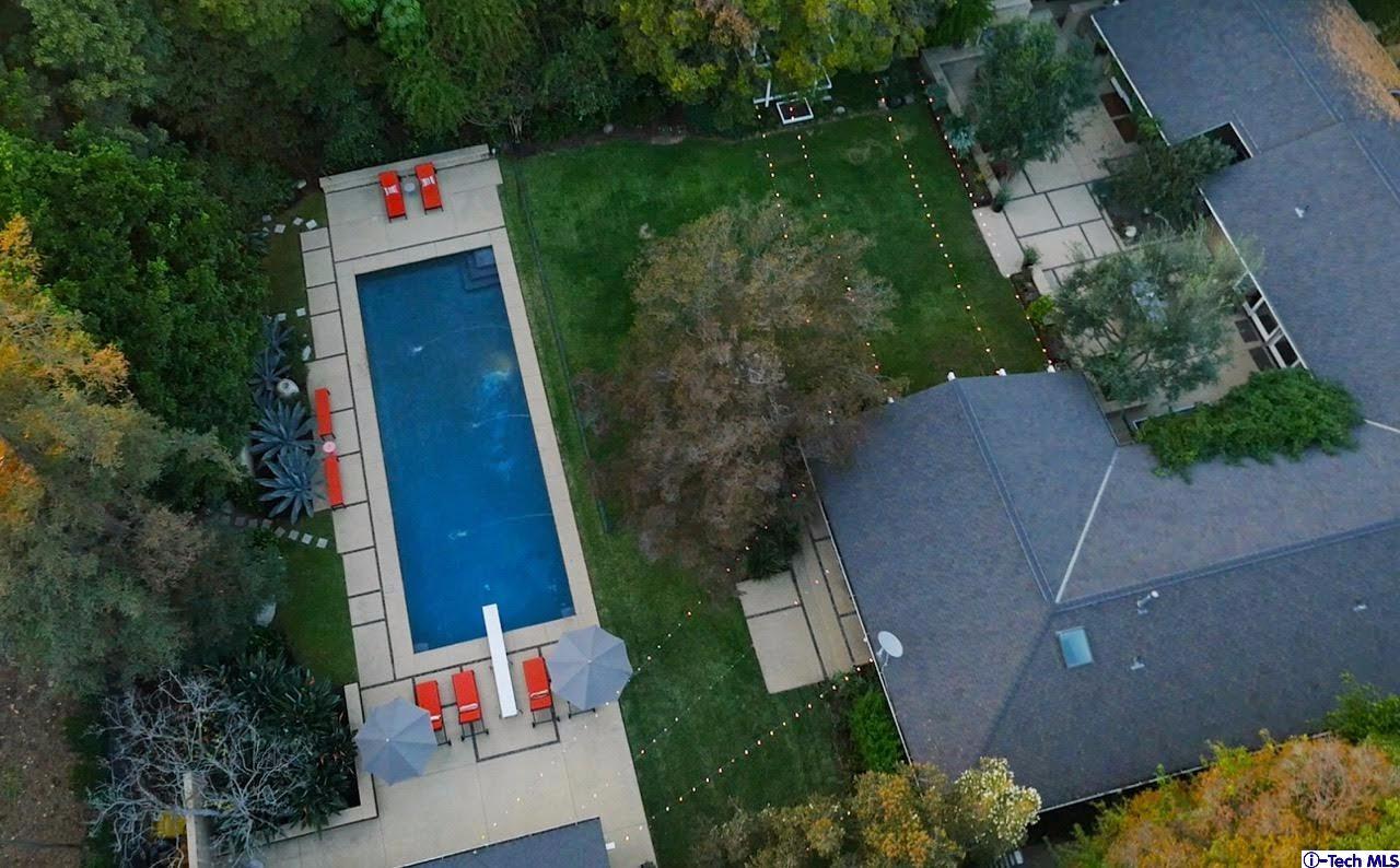 900 Hillcrest Place Pasadena, CA 91106 - Photo 39 of 40 an aerial view of a house with swimming pool and garden space