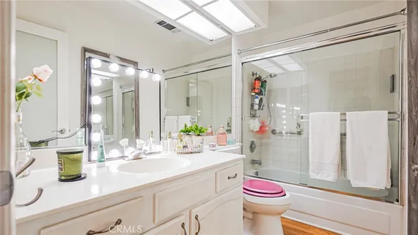 $369,999 | 250 East Fern Avenue, Unit 210, Redlands, CA 92373