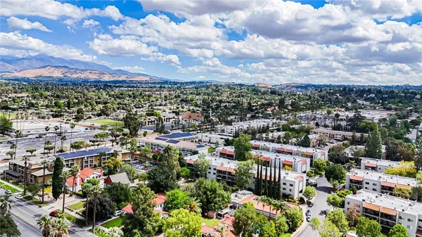 $369,999 | 250 East Fern Avenue, Unit 210, Redlands, CA 92373