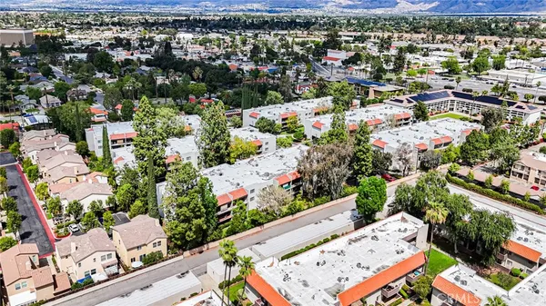 $369,999 | 250 East Fern Avenue, Unit 210, Redlands, CA 92373