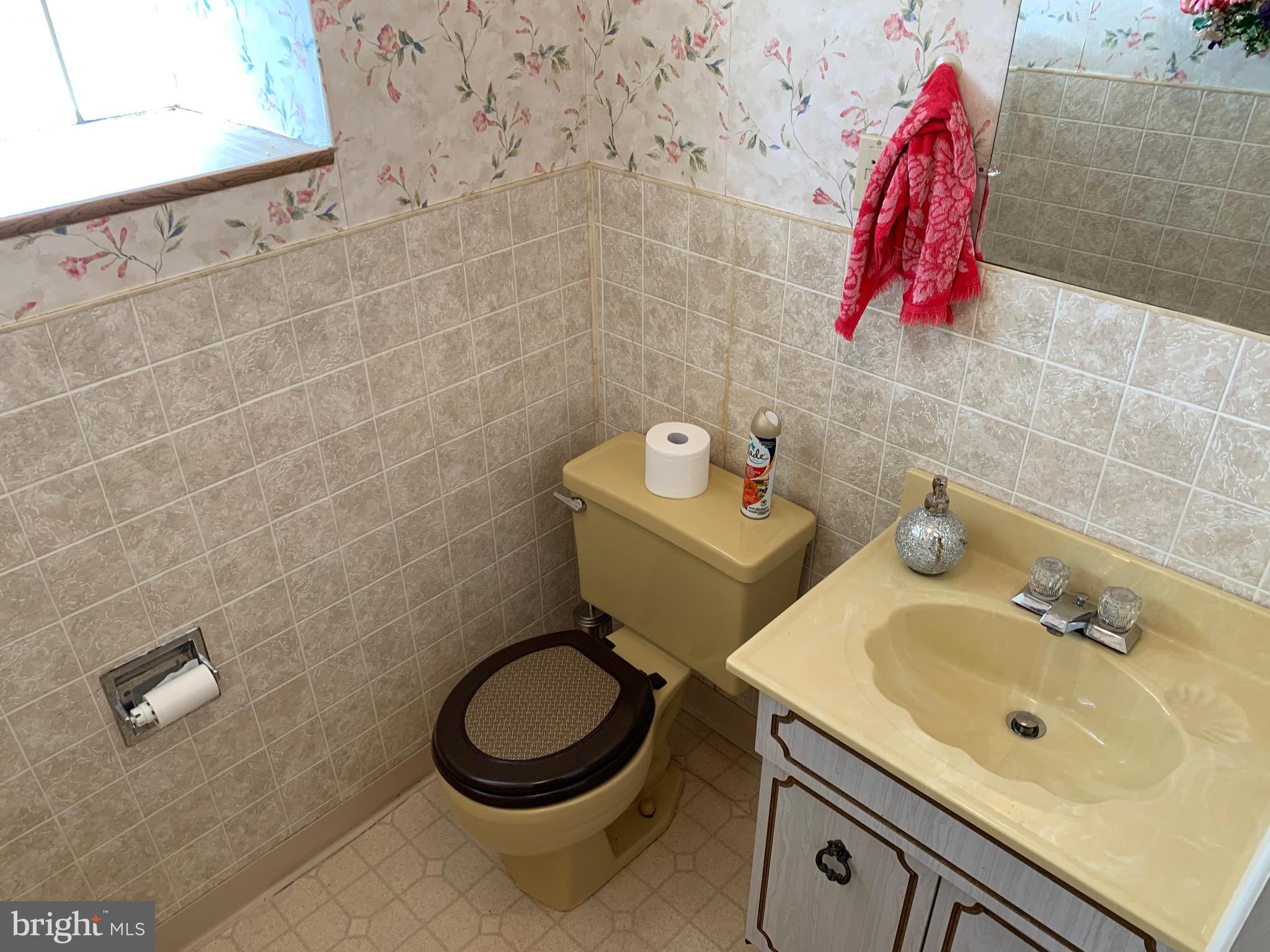 1726 Fox Chase Road Philadelphia, PA 19152 - Photo 34 of 43 Gallery Image 34