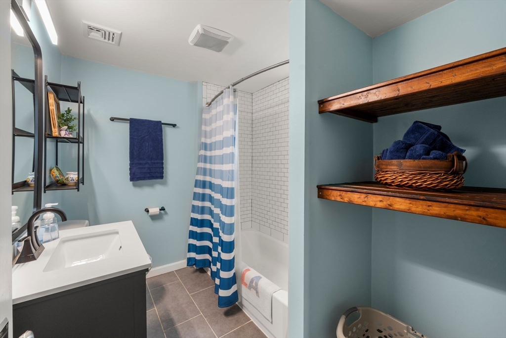 103 Orange Street Reading, MA 01867 - Photo 19 of 38