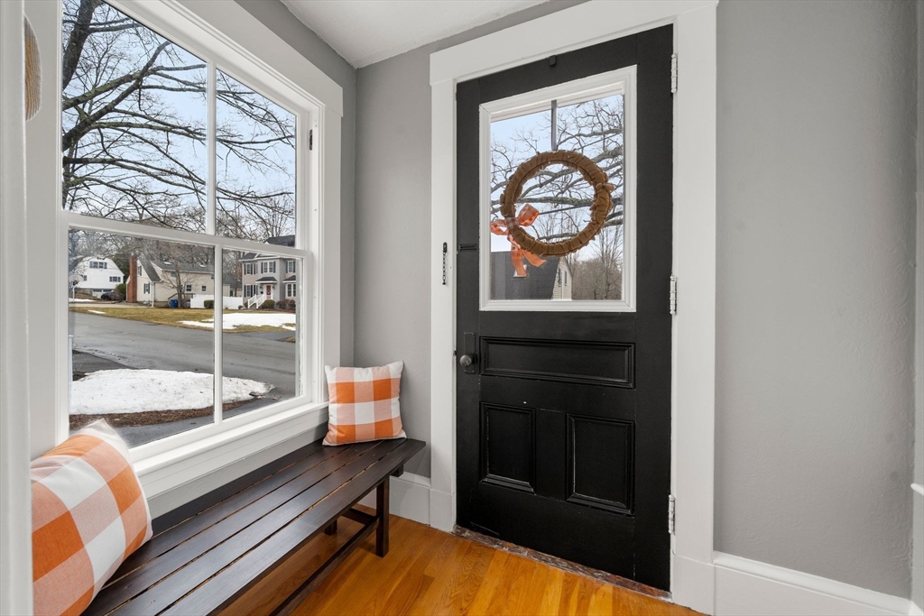 103 Orange Street Reading, MA 01867 - Photo 3 of 38