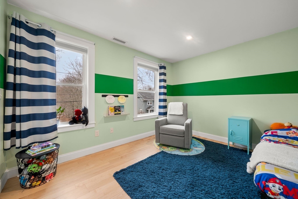 103 Orange Street Reading, MA 01867 - Photo 32 of 38