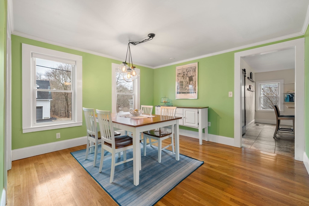 103 Orange Street Reading, MA 01867 - Photo 6 of 38