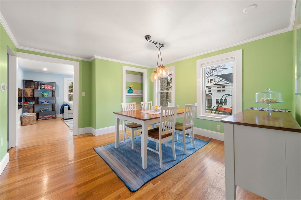 103 Orange Street Reading, MA 01867 - Photo 8 of 38