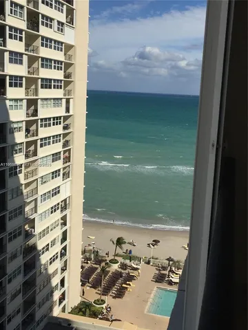 $3,500 | 1904 South Ocean Drive, Unit 1708, Hallandale Beach, FL 33009