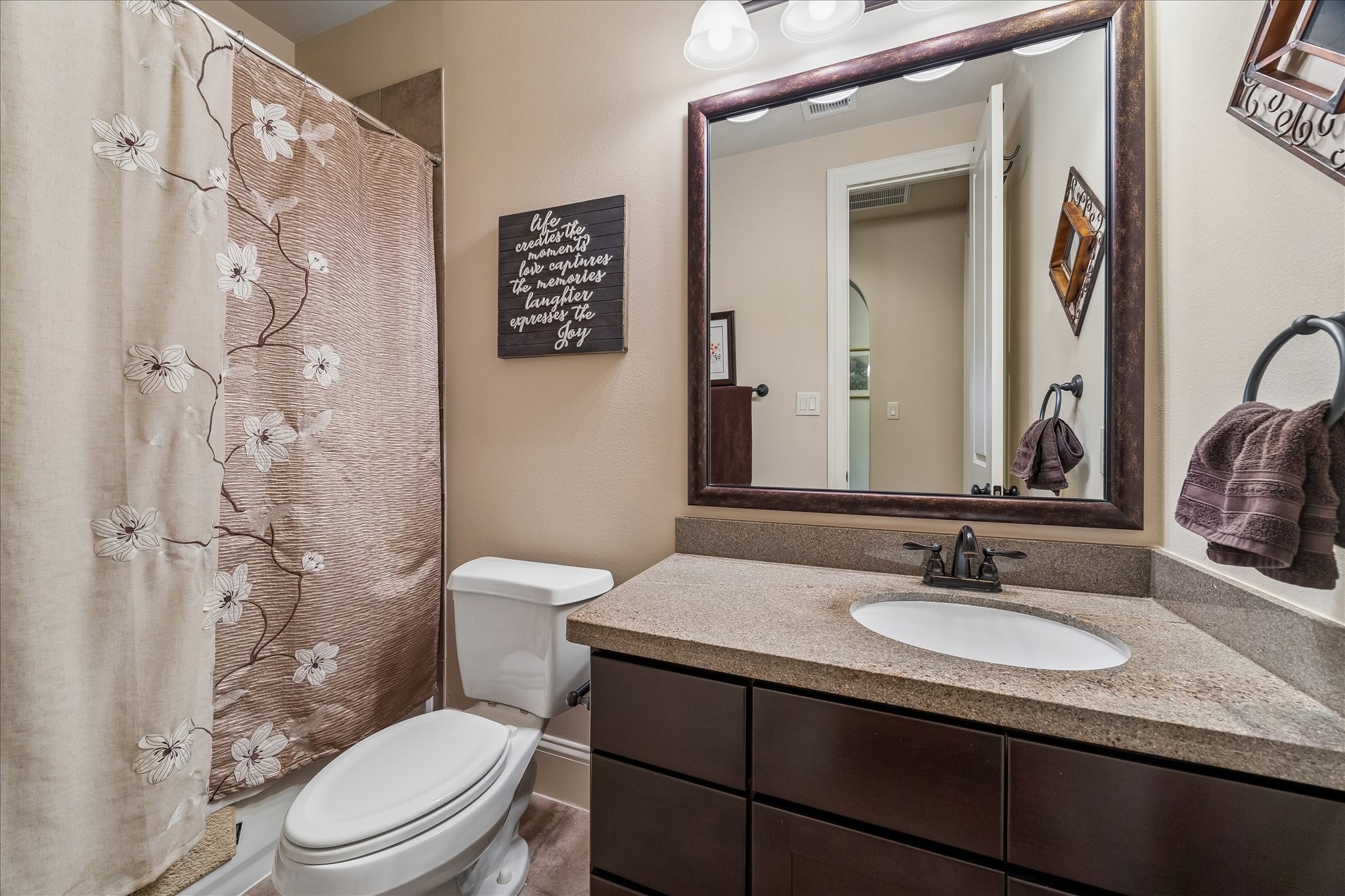 3 Tiburon Court Spring, TX 77389 - Photo 21 of 37 Full bath located upstairs off of the gameroom