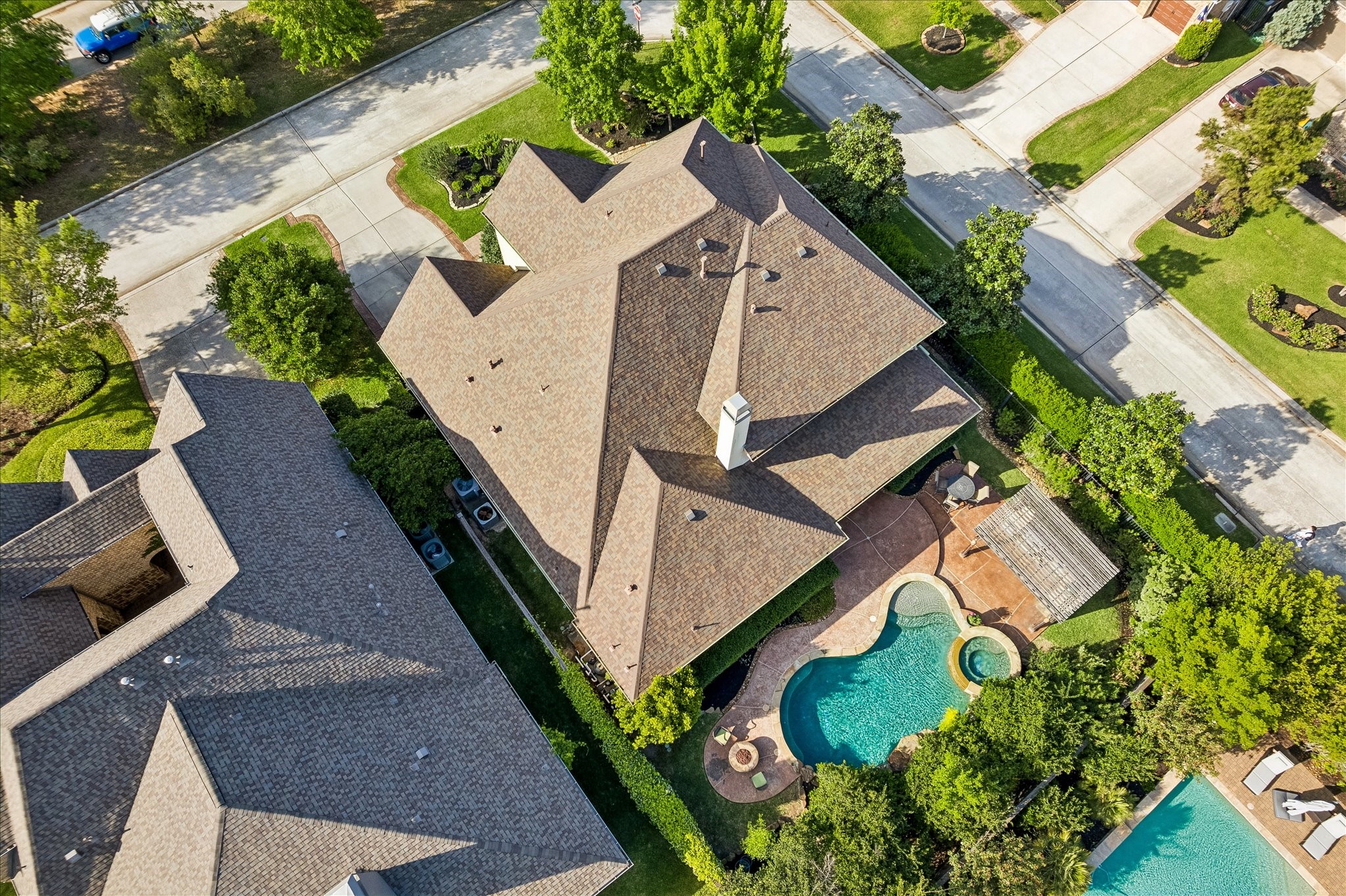 3 Tiburon Court Spring, TX 77389 - Photo 33 of 37 Aerial view of home