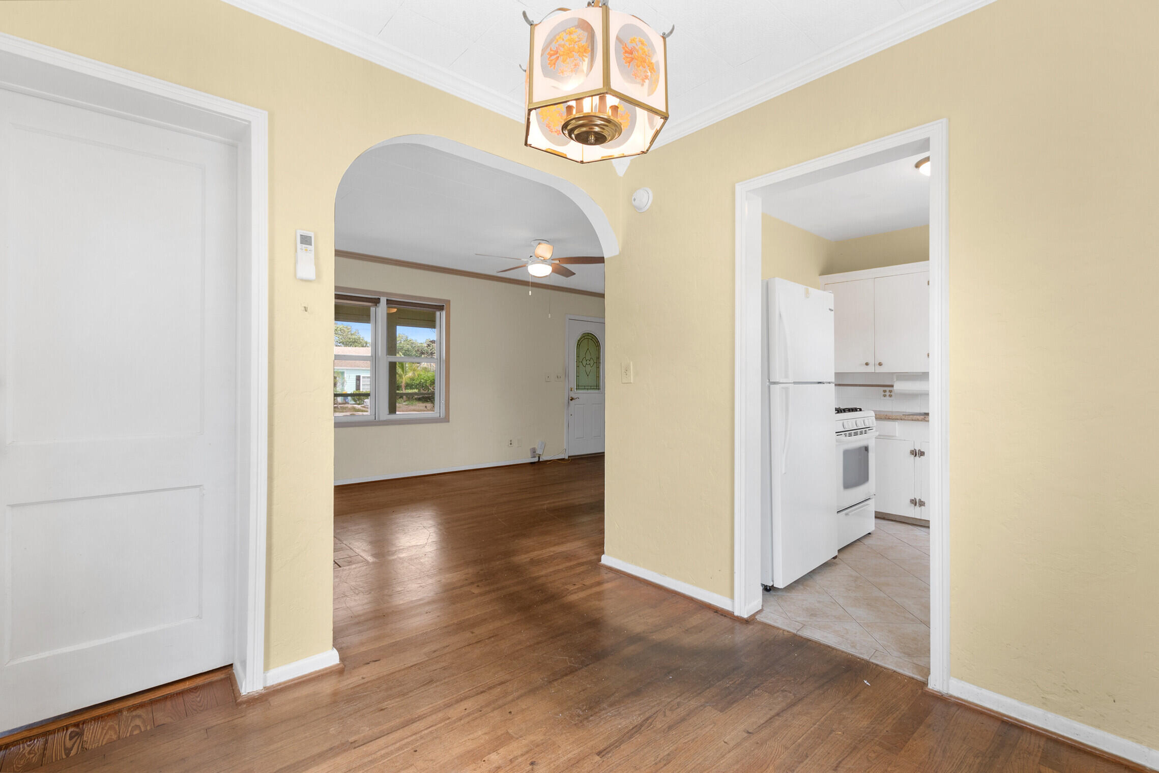 722 Hampton Road West Palm Beach, FL 33405 - Photo 8 of 20 Dining Area