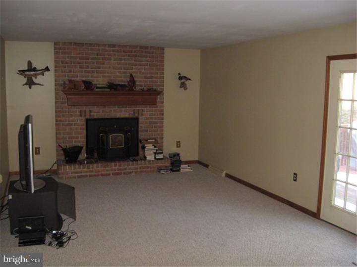 159 Fry Road Fleetwood, PA 19522 - Photo 15 of 22 Gallery Image 15